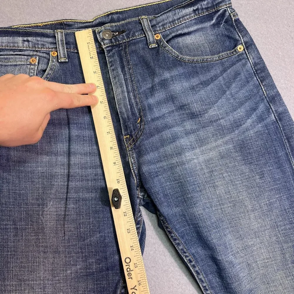 Levis 505 Jeans Mens 32x30 Blue Medium Wash Regular Straight Denim Pants Casual